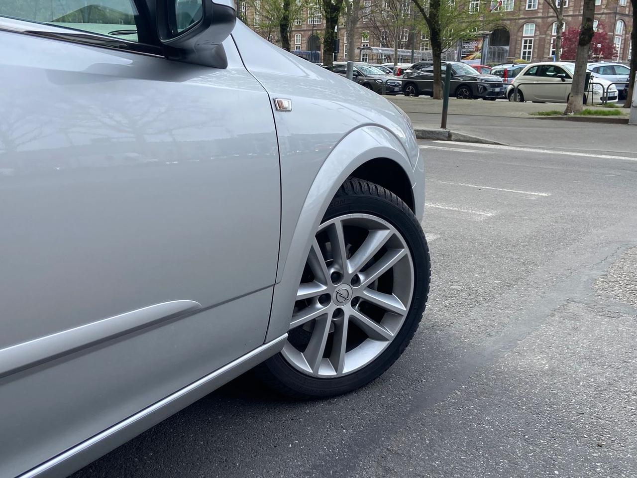 Opel Astra Elegance 1.8 Eco Tec #10217