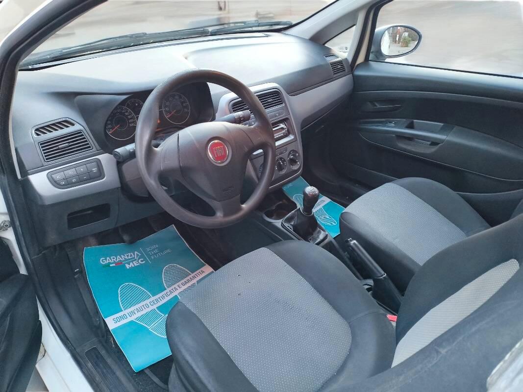 Fiat Punto III Punto III 2012 Om Autocarro