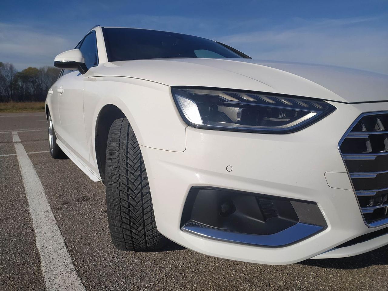 Audi A4 Business Advanced 2.0 35 TDI MHEV #8151