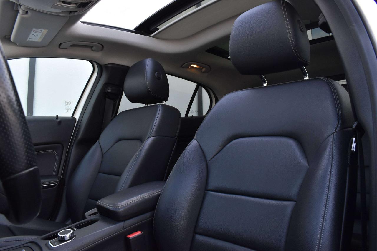 Mercedes-Benz GLA 180 D SPORT 109 CV AUTOMATICA - TETTO - ITALIANA - CAMERA - PERFETTA