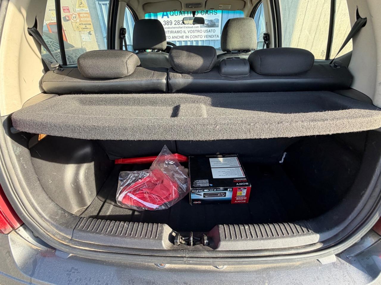 Hyundai i10 HYNDAI
