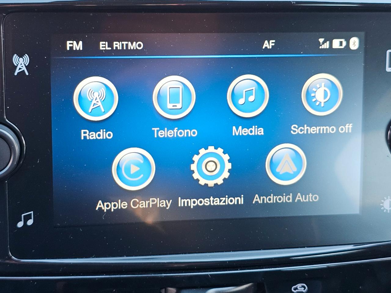 Lancia Ypsilon 1.0 FireFly 5 porte S&S Hybrid Ecochic Gold