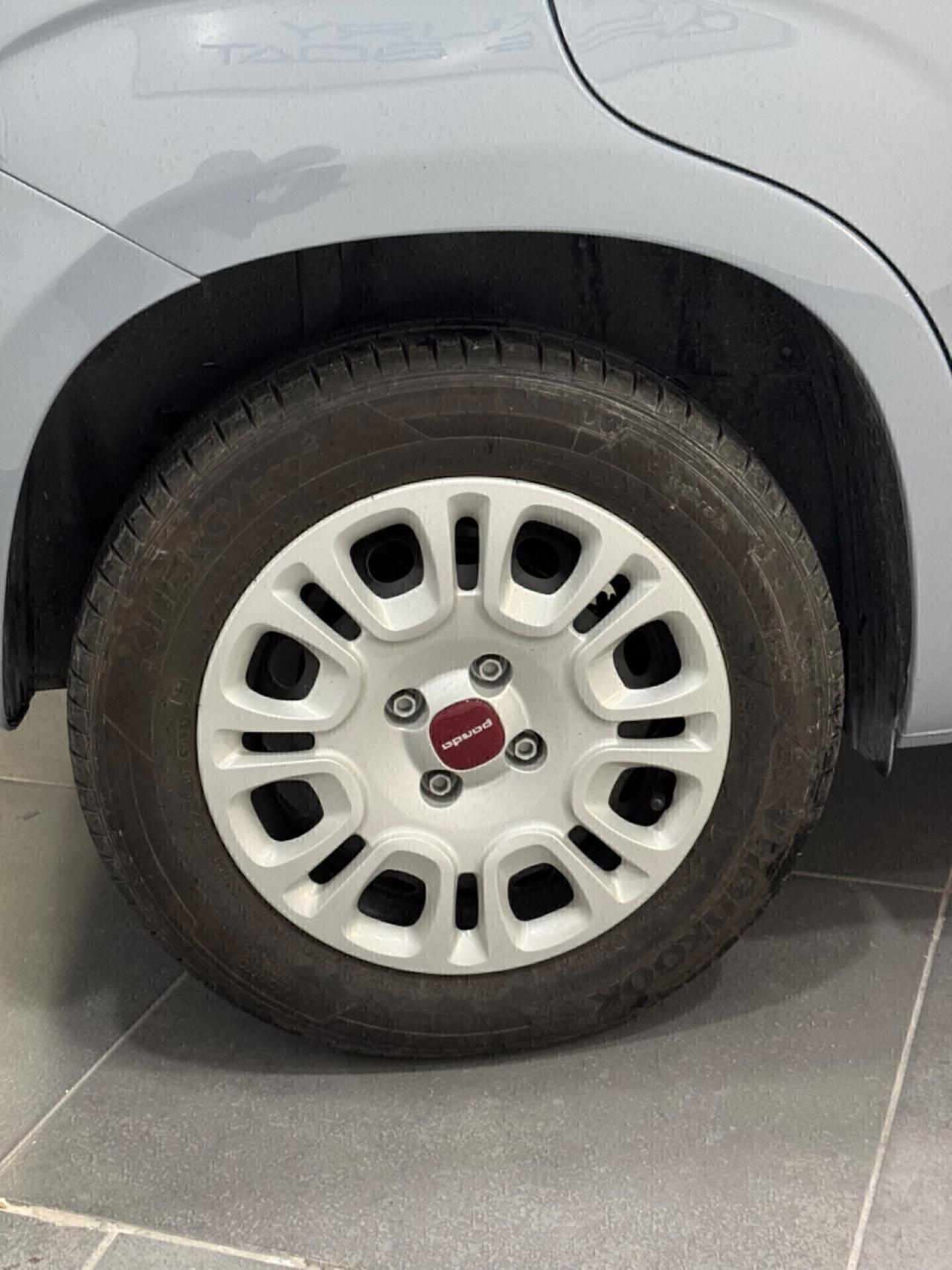 Fiat Panda 1.0 FIREFLY S&S HYBRID PER NEOPATENTATI