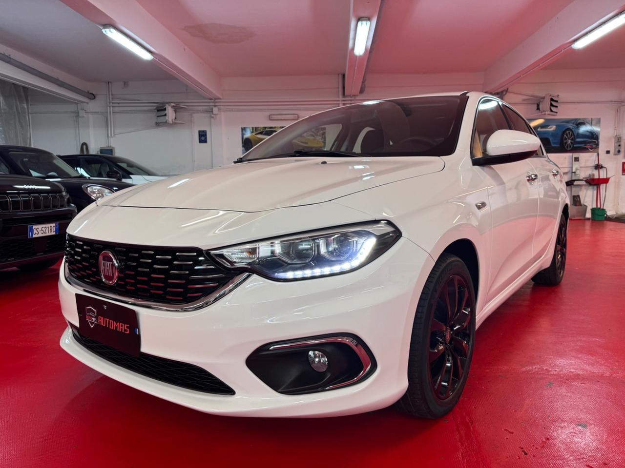 Fiat Tipo 1.6 Mjt S&S 5 porte Lounge FARI LED