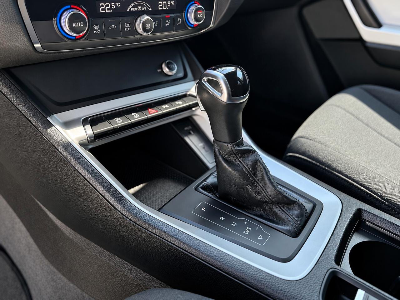 Audi Q3 35 TDI S tronic Business Advanced