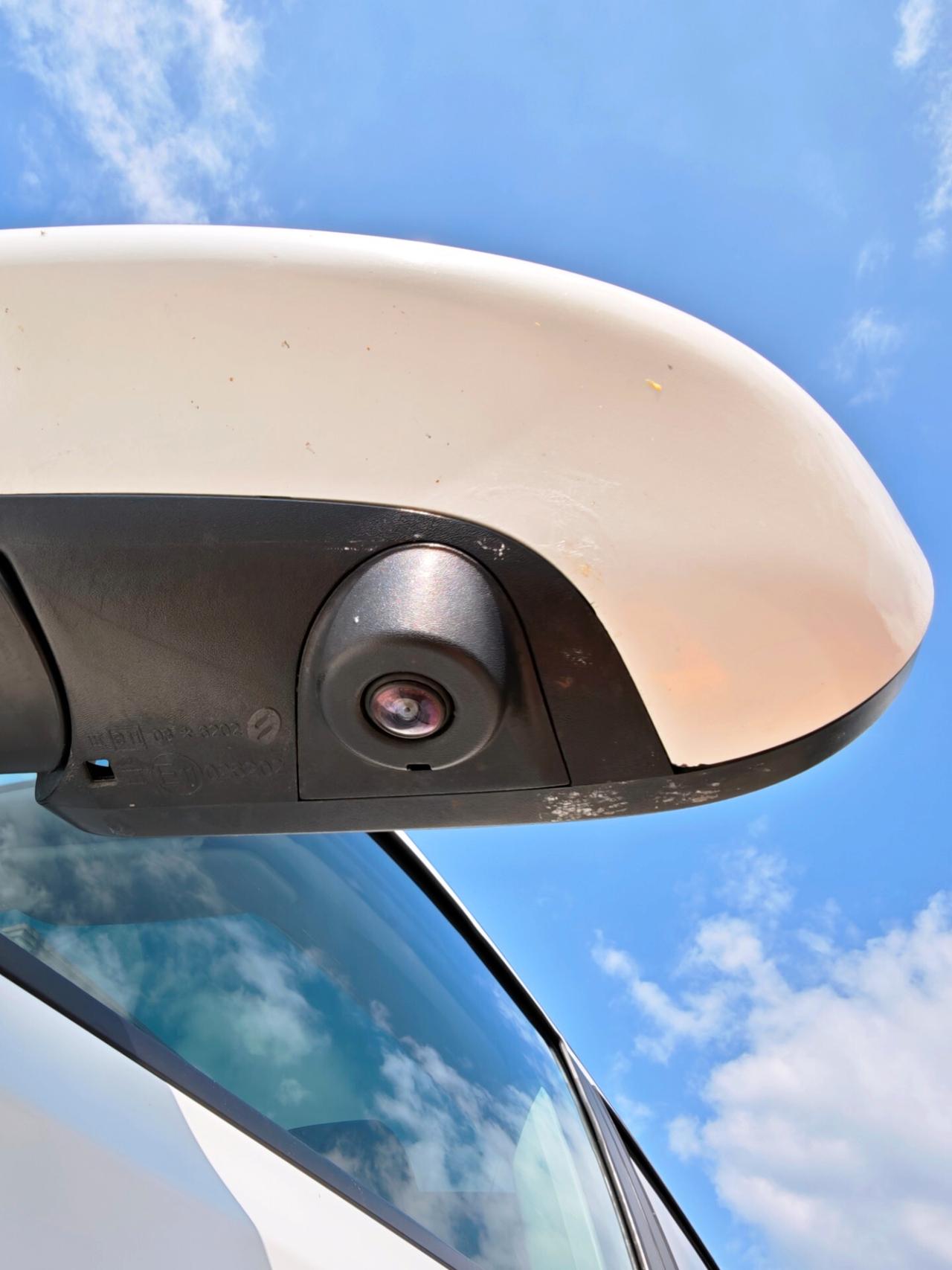 Nissan Qashqai 2.0 4x4 dCi DPF 4WD aut. Tekna Full Optional