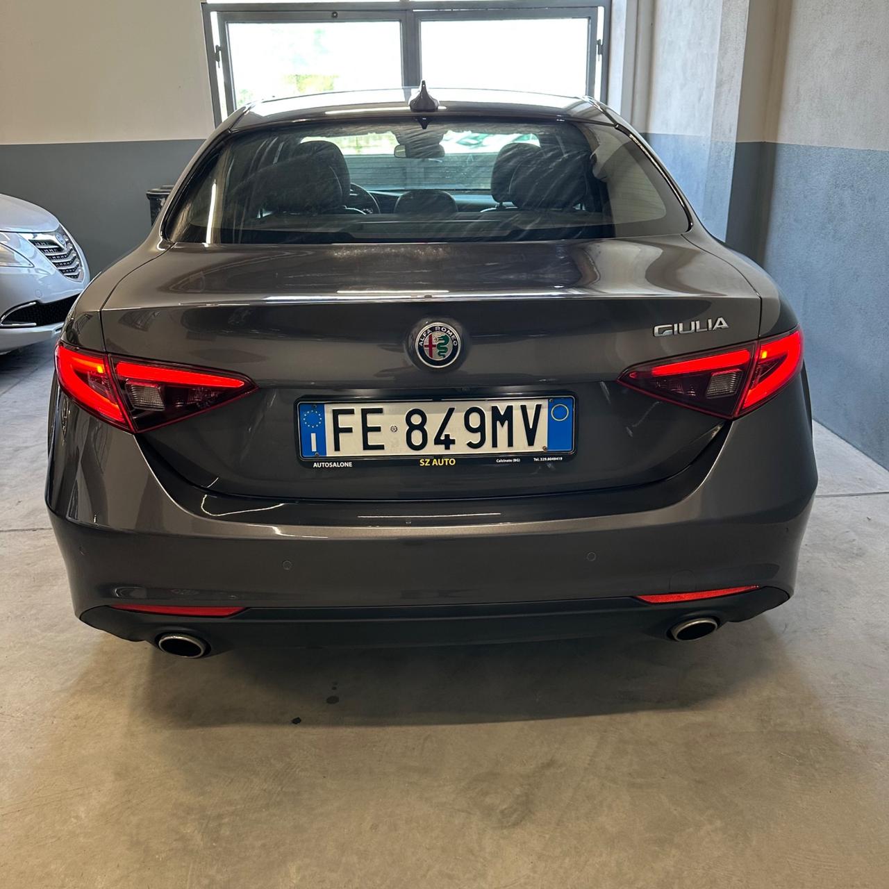 Alfa Romeo Giulia 2.2 Turbodiesel 180 CV AT8 Business Sport Launch Ed.
