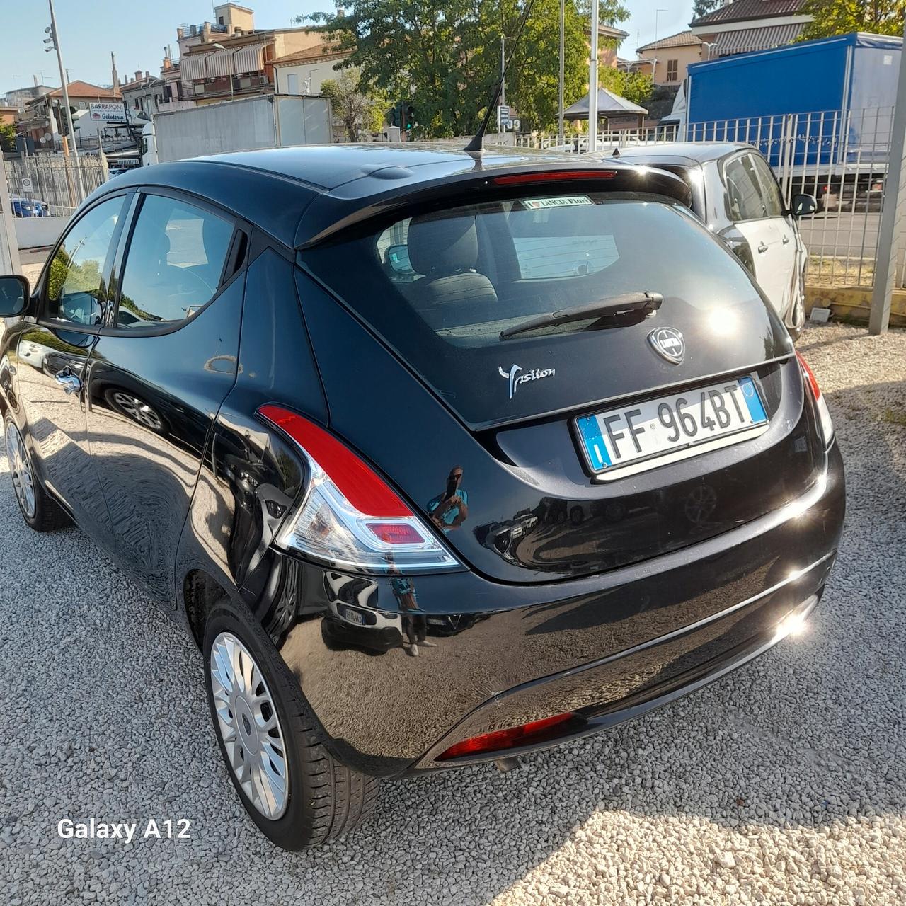 Lancia Ypsilon 1.2 69 CV 5 porte Gold