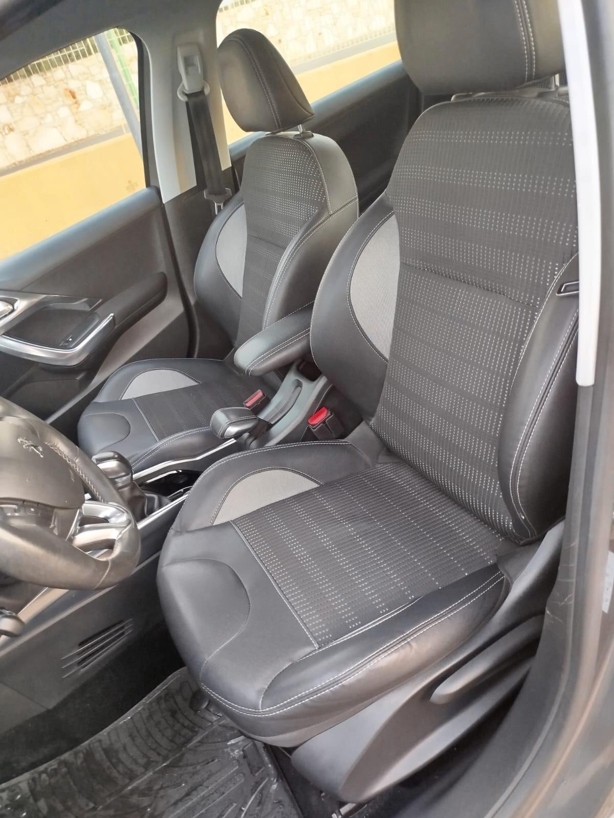 Peugeot 2008 1.6 e-HDi 115 CV Stop&Start Allure