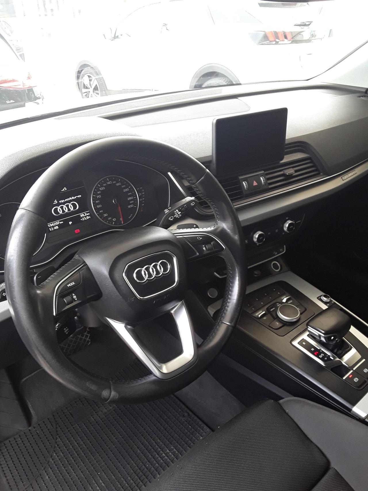 AUDI Q5 2.0 TDI QUATTRO