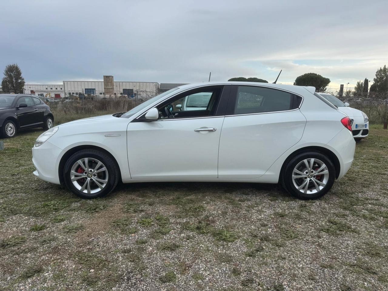 Alfa Romeo Giulietta 1.4 ben SOLAMENTE 134.000 KM
