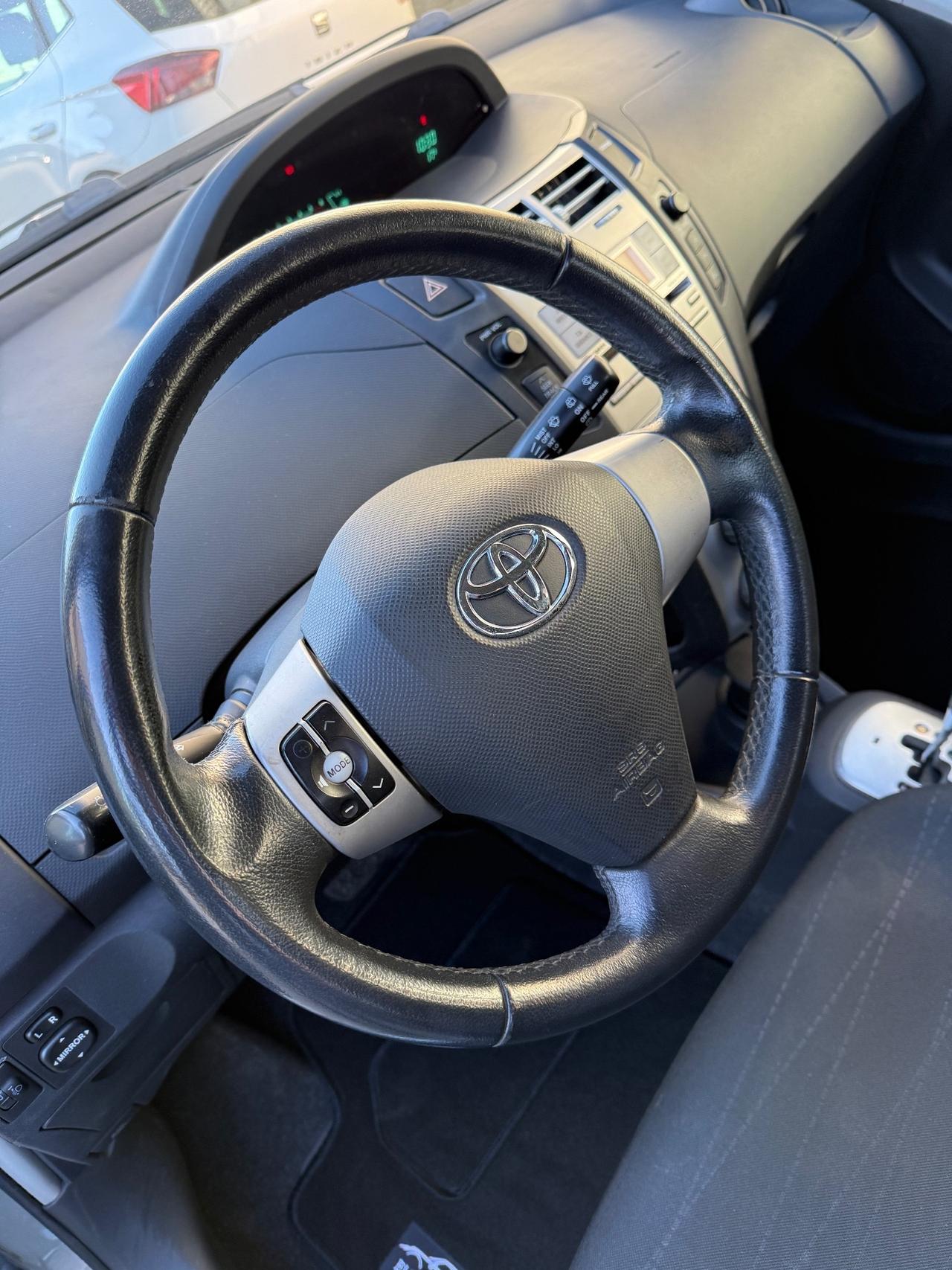 Toyota Yaris 1.4 D-4D 5 porte M-MT Sol