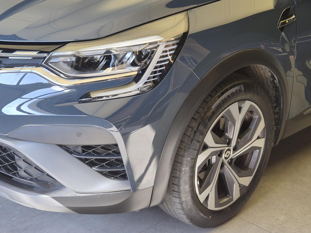 RENAULT Captur II 2019 - Captur 1.6 E-Tech full hybrid E-Tech Engineered 145cv auto