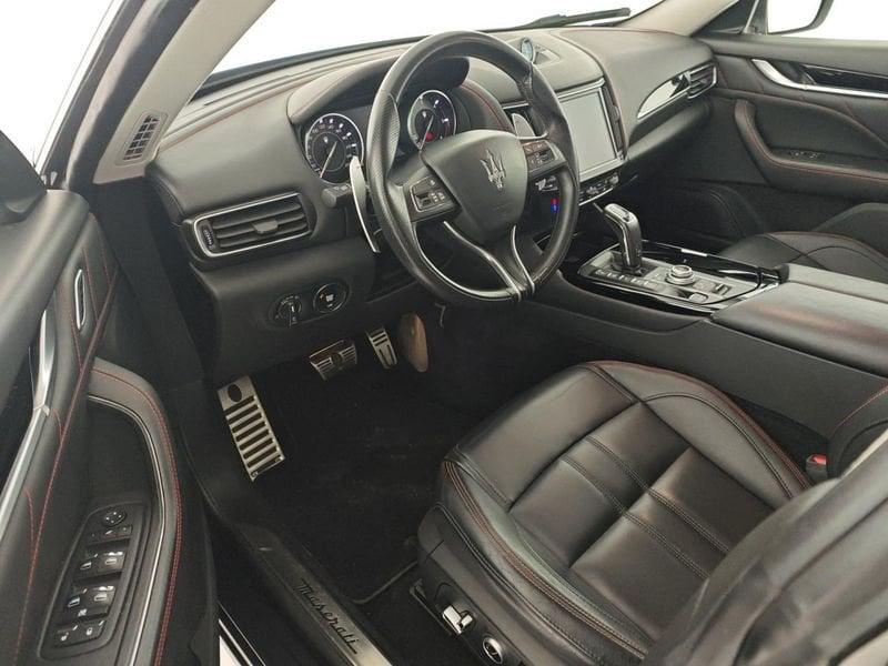 Maserati Levante V6 Diesel 275 CV AWD Gransport