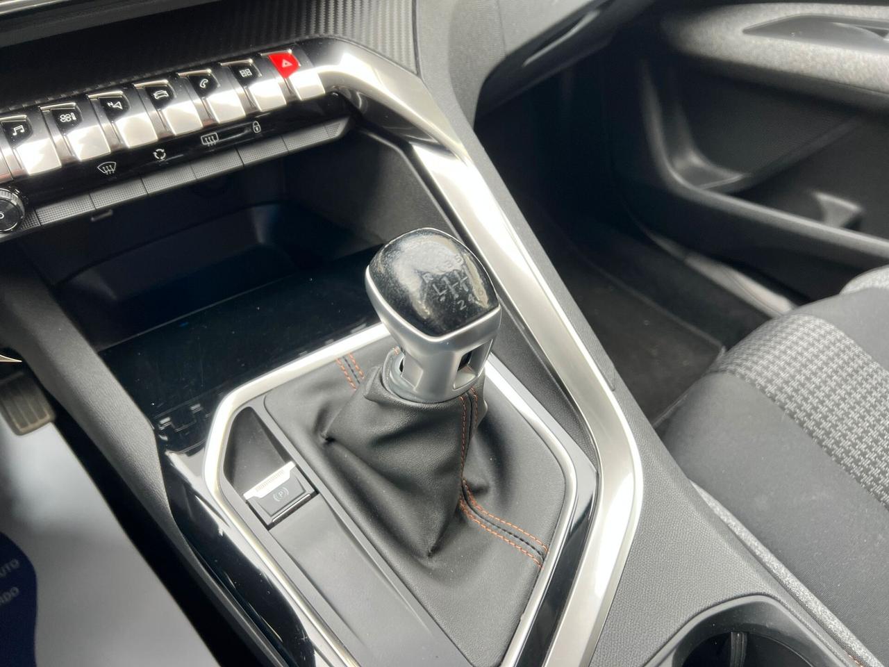 Peugeot 3008 BlueHDi 130 S&S Active