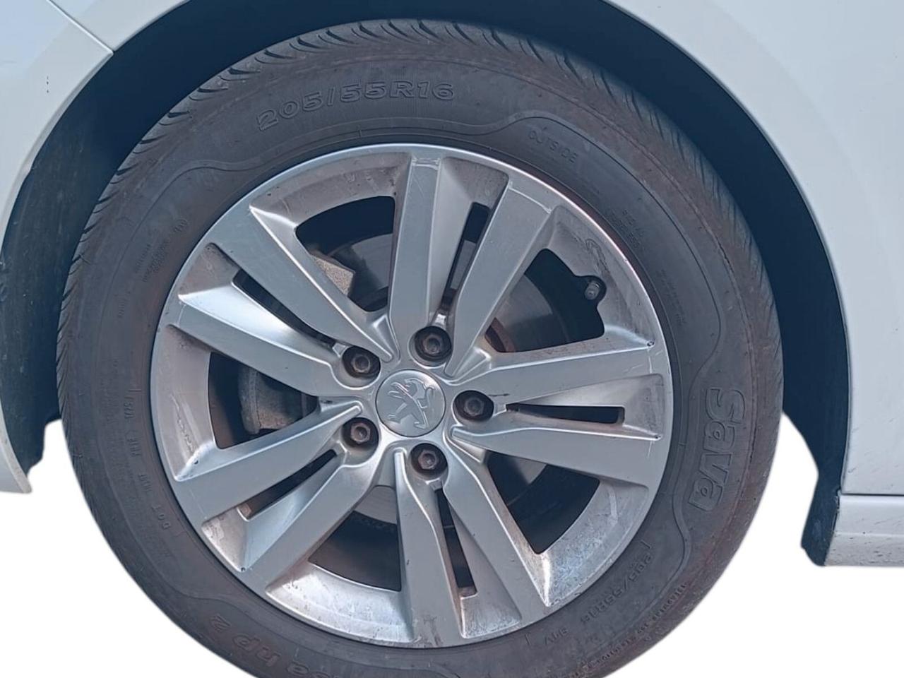 Peugeot 308 BlueHDi 100 S&S Style