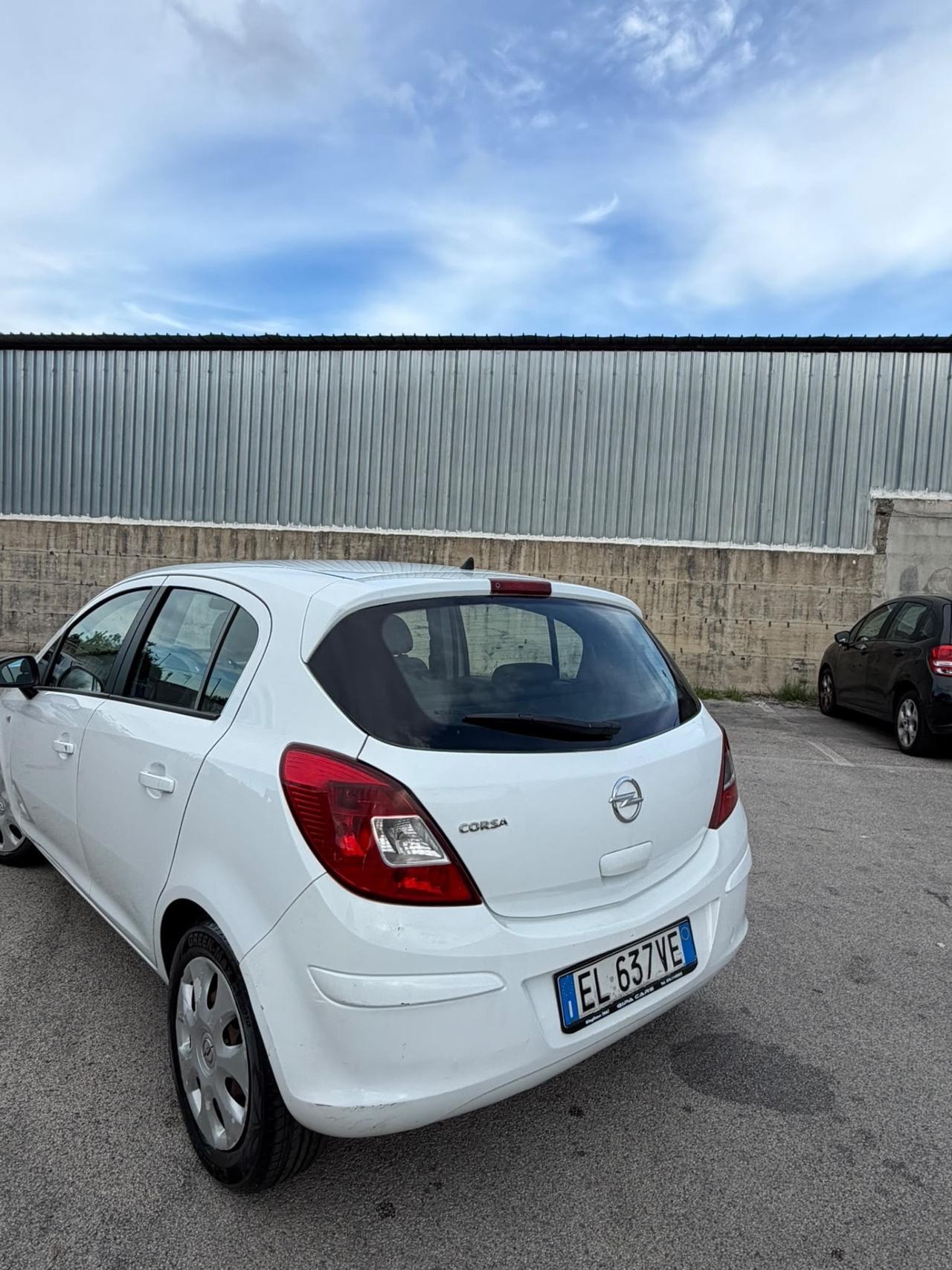 Opel Corsa 1.2 85CV 5 porte GPL-TECH Elective