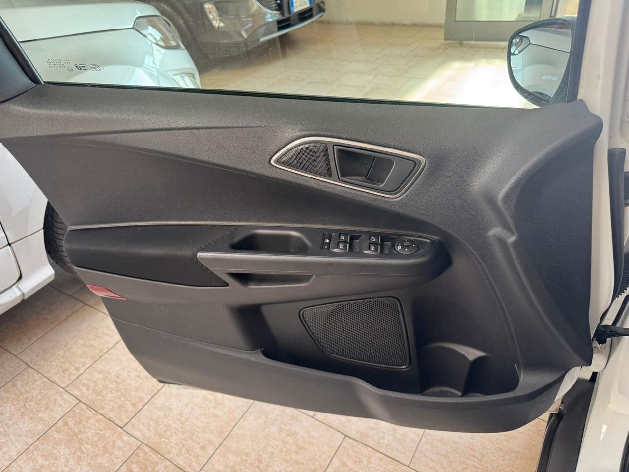 Ford B-Max 1.5 TDCi 75 CV Business