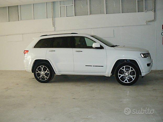 Jeep Grand Cherokee Grand Cherokee 3.0 V6 CRD 250 CV Multijet II Overland