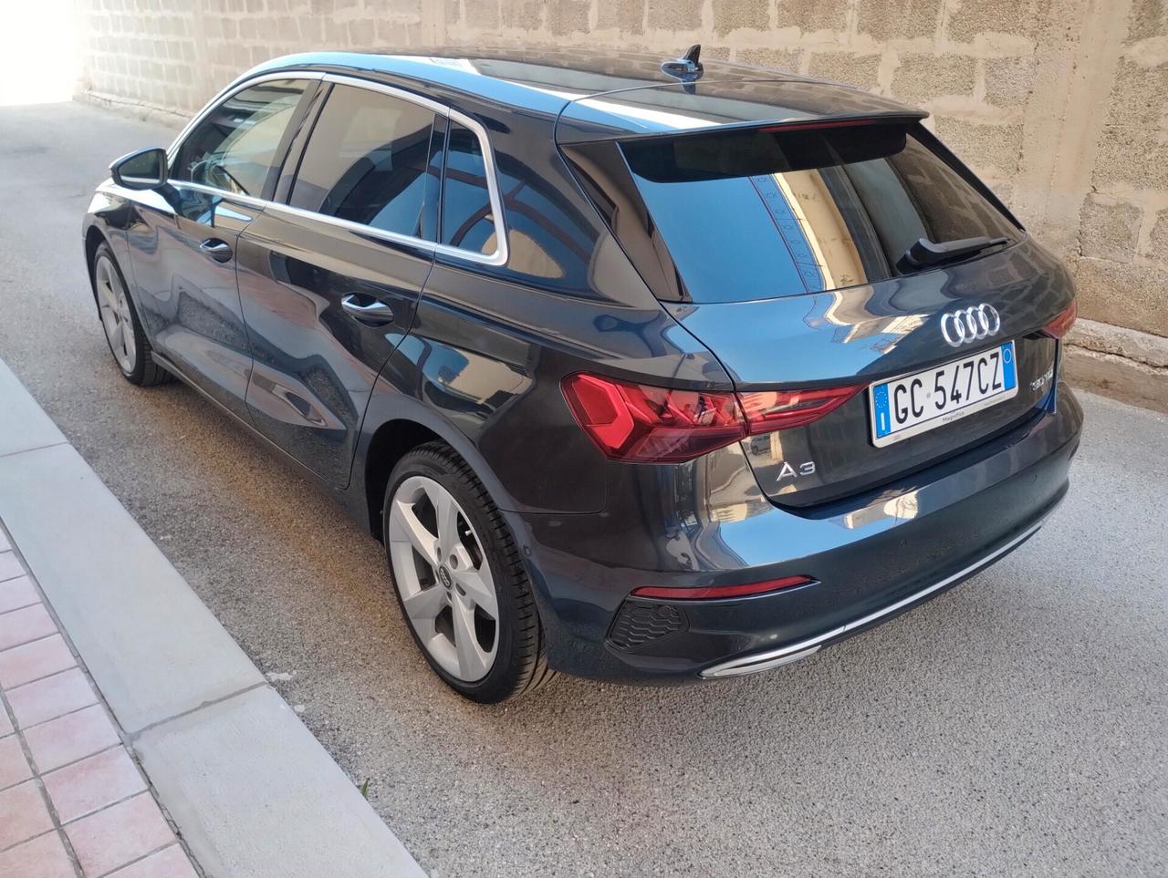 Audi A3 SPB 30 TDI Business Advanced