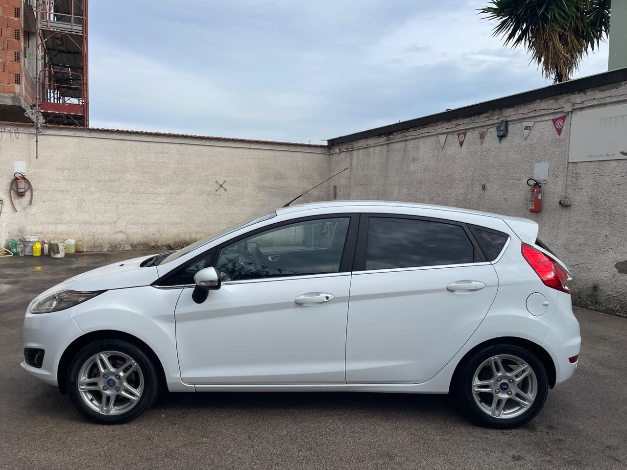 Ford Fiesta 1.0 80CV 5 porte Titanium full optional dal nord Italia