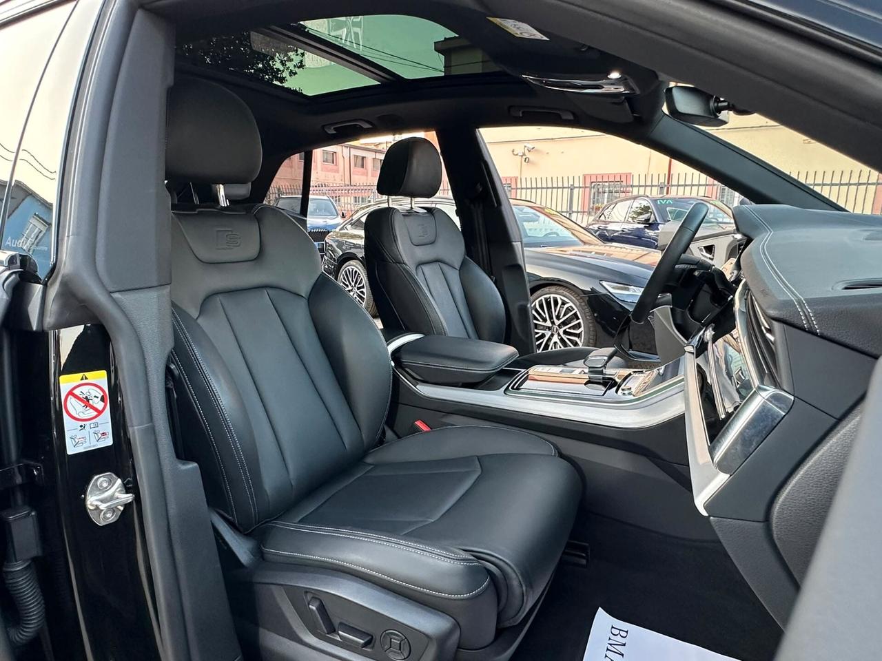 AUDI Q8 S-LINE QUATTRO 286 CV