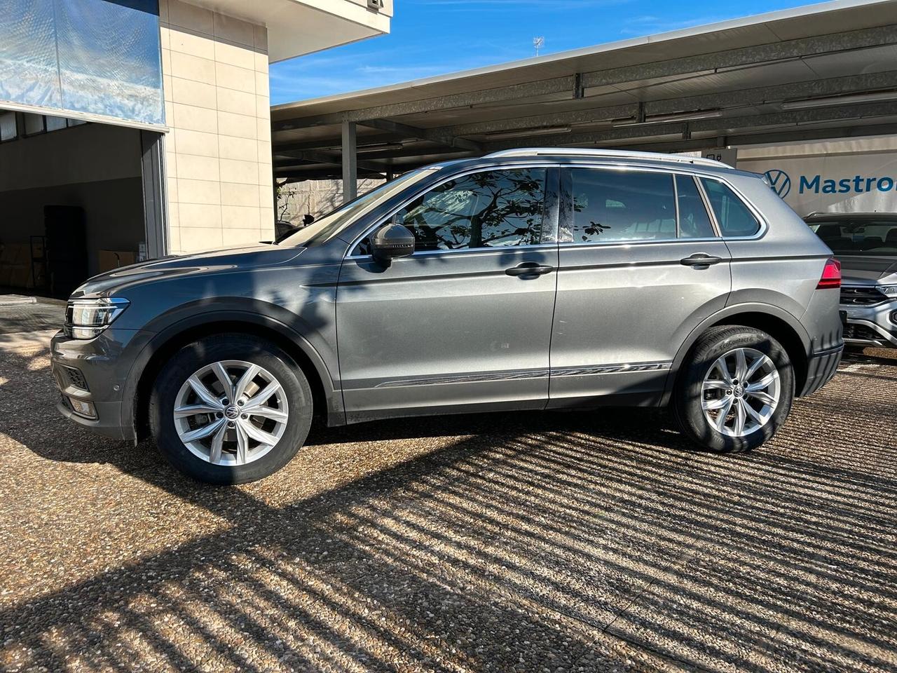 Volkswagen Tiguan 2.0 TDI SCR DSG 4MOTION Advanced BMT