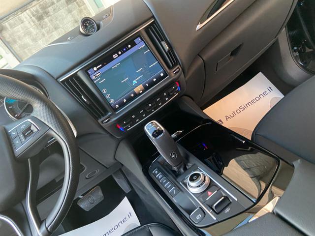 MASERATI Levante MHEV 330 CV AWD GT ULTIMA TETTO APR/PAN.