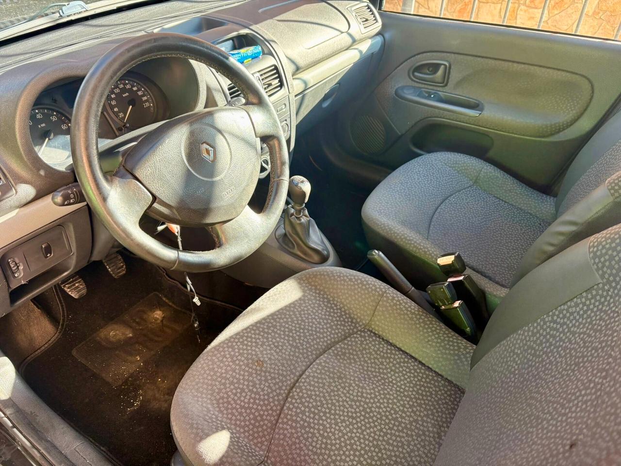 RENAULT CLIO 1.2 GPL