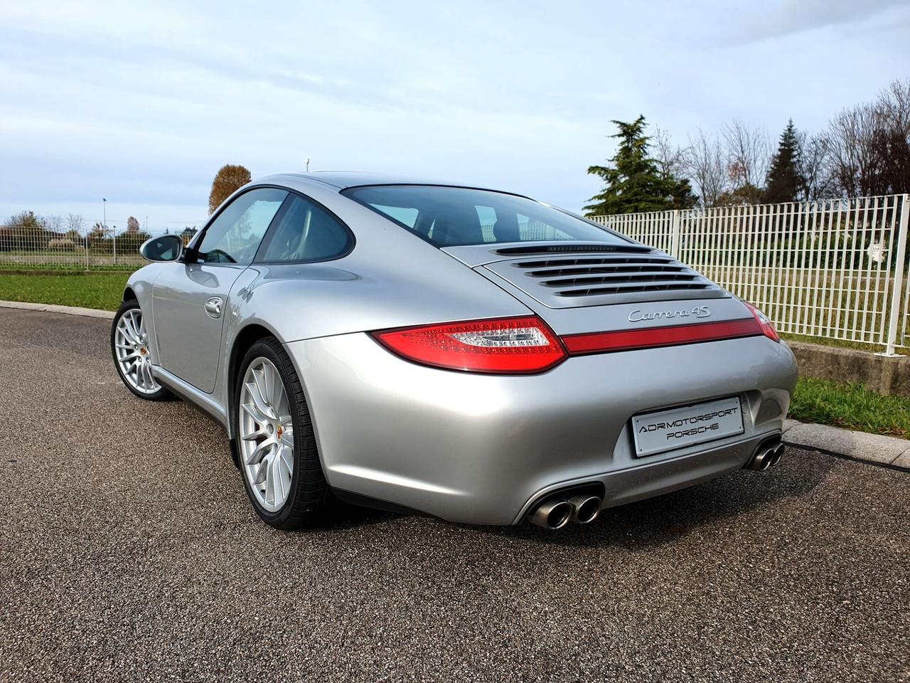 Porsche 911 997.2 Carrera 4S Coupé