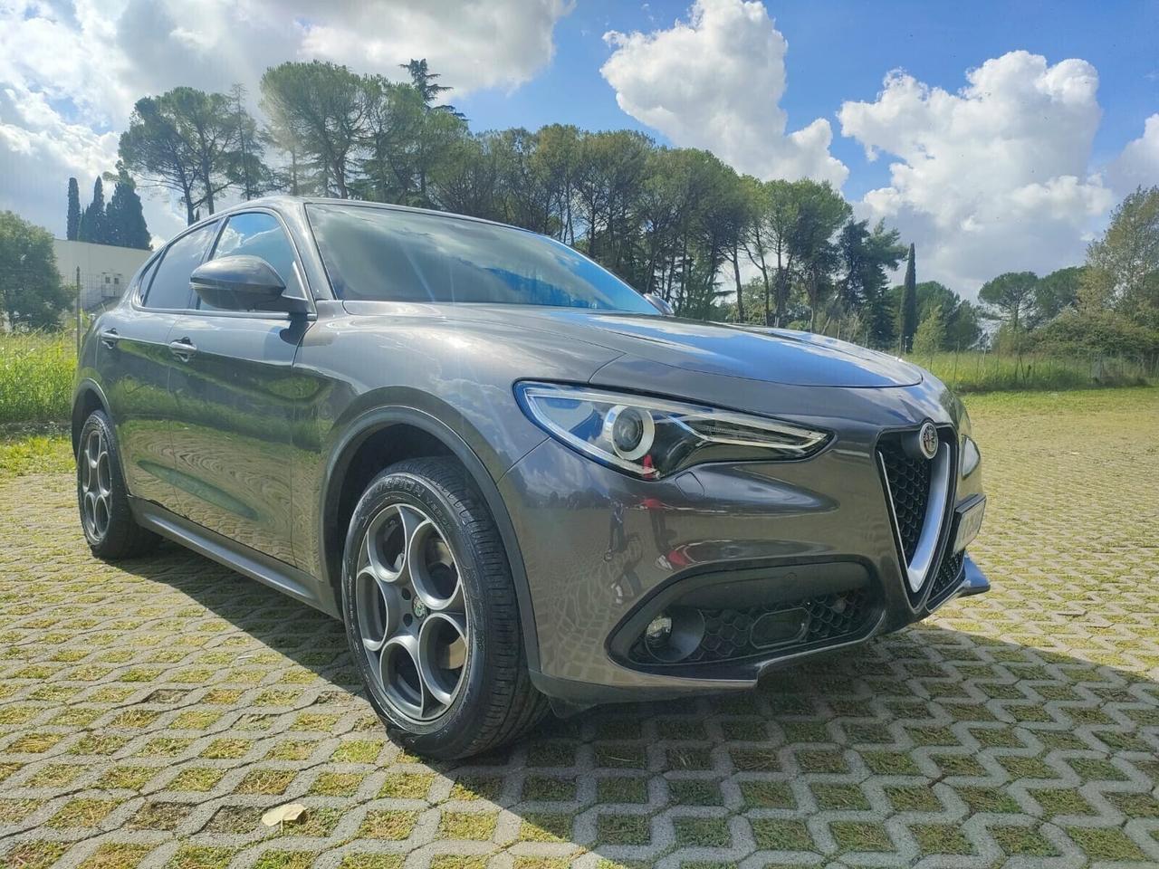 Alfa Romeo Stelvio 2.2 Turbodiesel 210 CV AT8 Q4 E