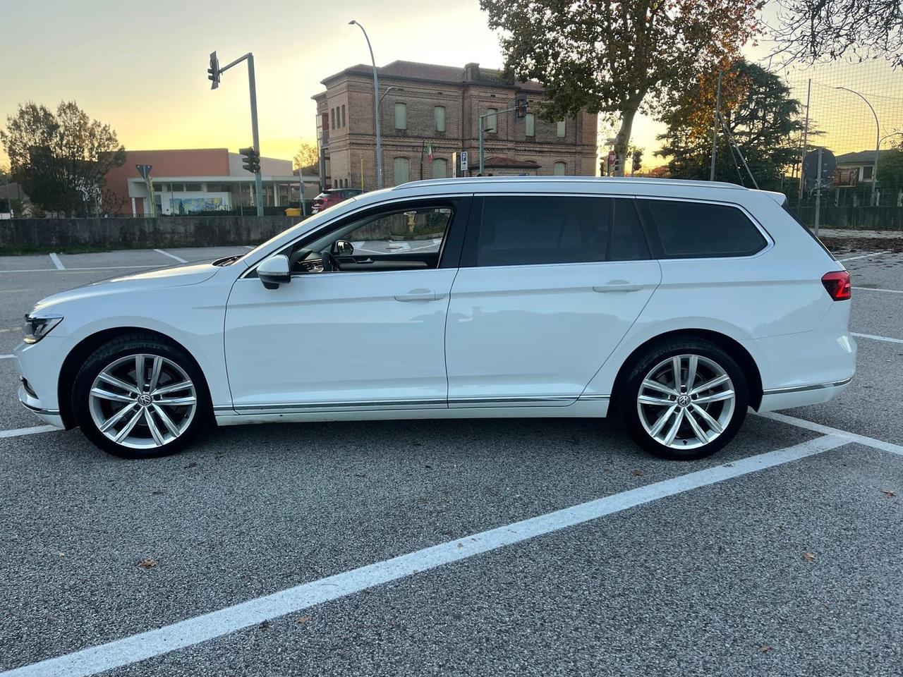 Volkswagen Passat Variant 2.0 TDI DSG Comfortline BlueMotion Technology