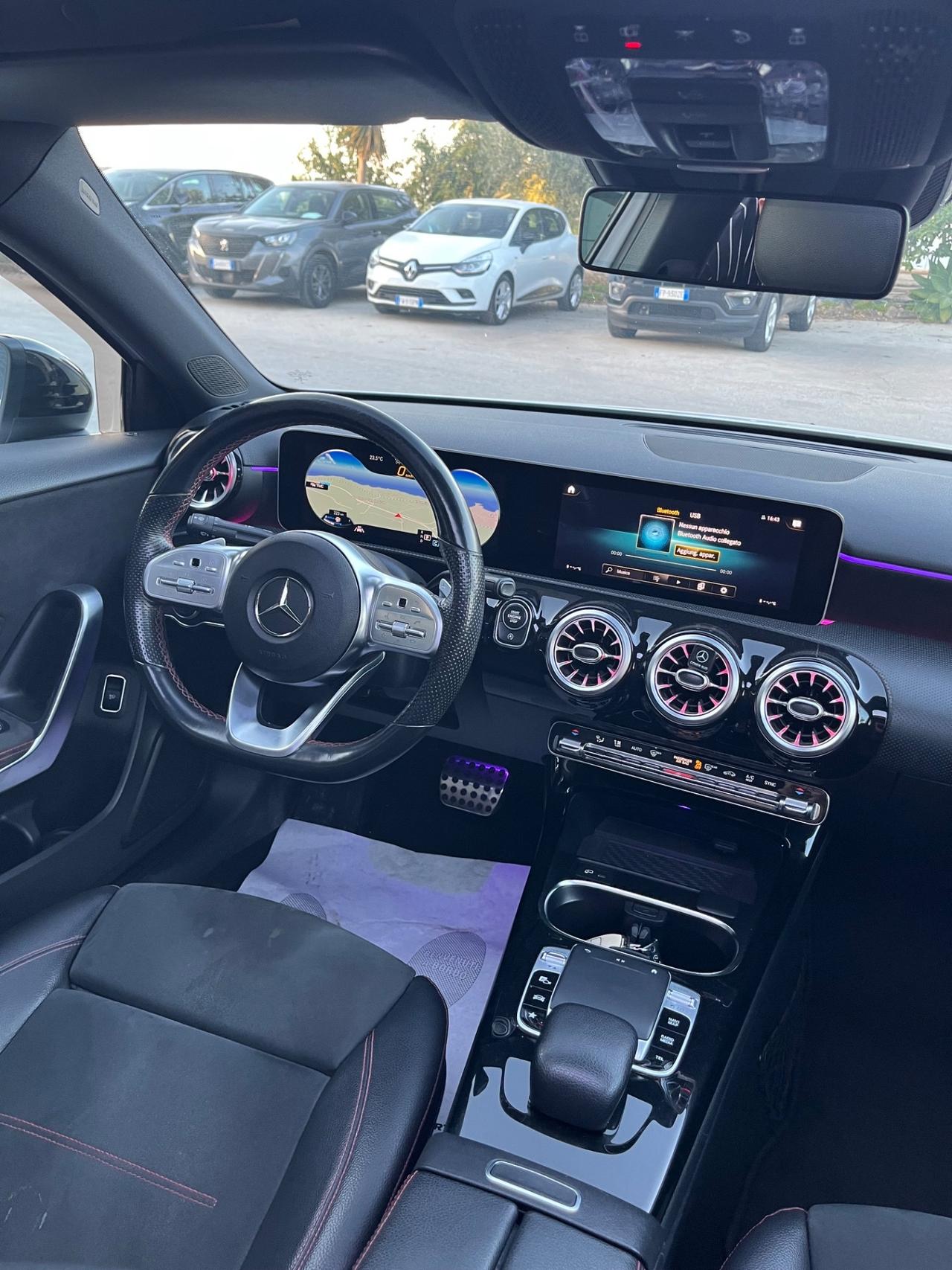 Mercedes-benz A 180 d Sedan AMG Night Edition Automatic