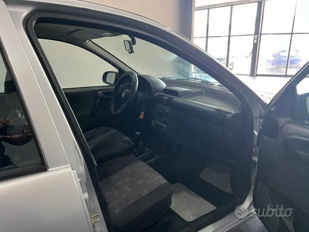 OPEL Corsa 1.0i 12V cat 5 porte Viva