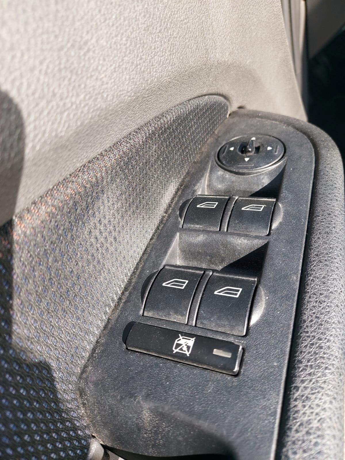 Ford Focus C-Max Focus+ 1.6 TDCi (90CV) 5p.