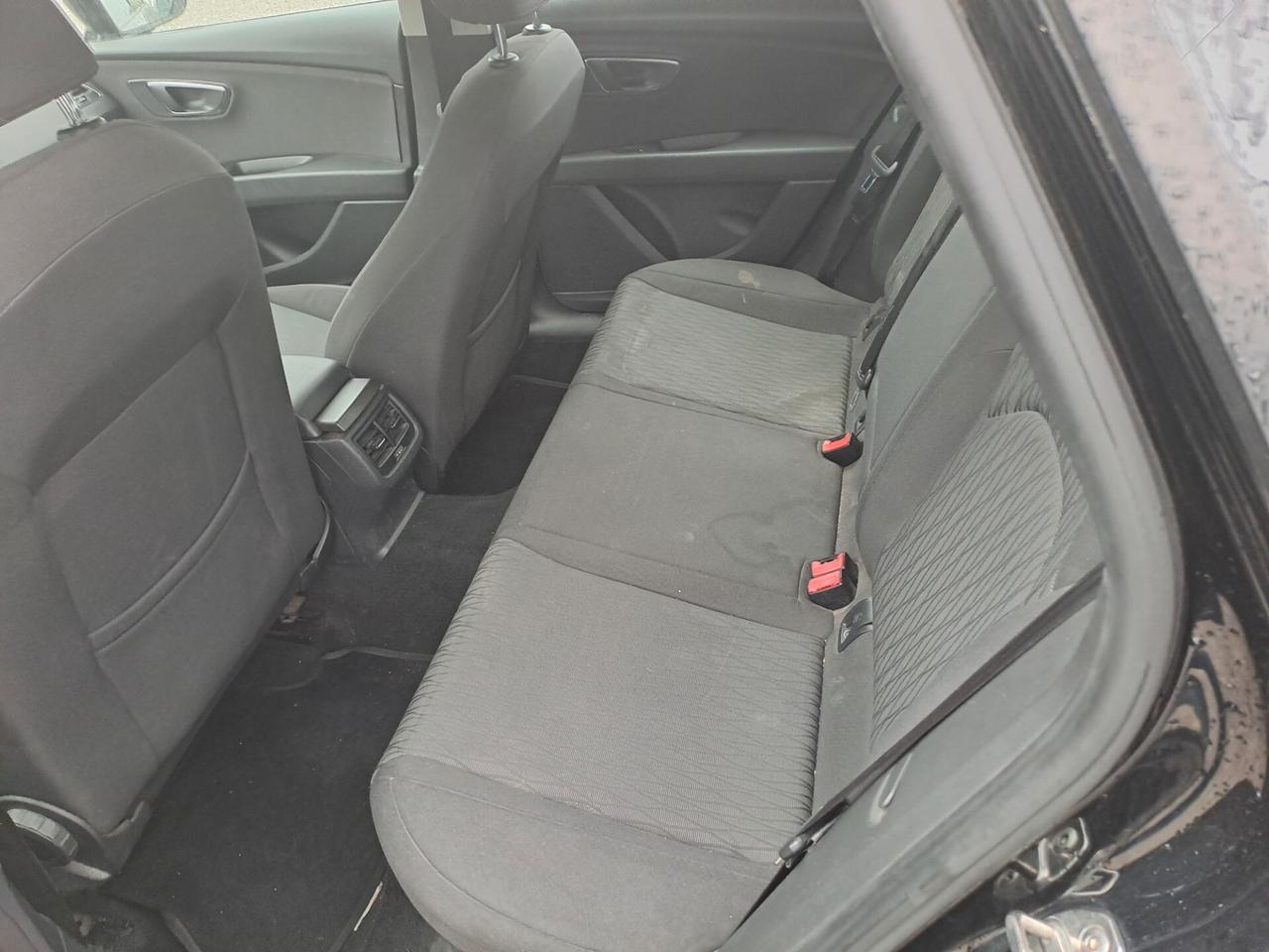 Seat Leon 1.6 TDI 105 CV ST Reference
