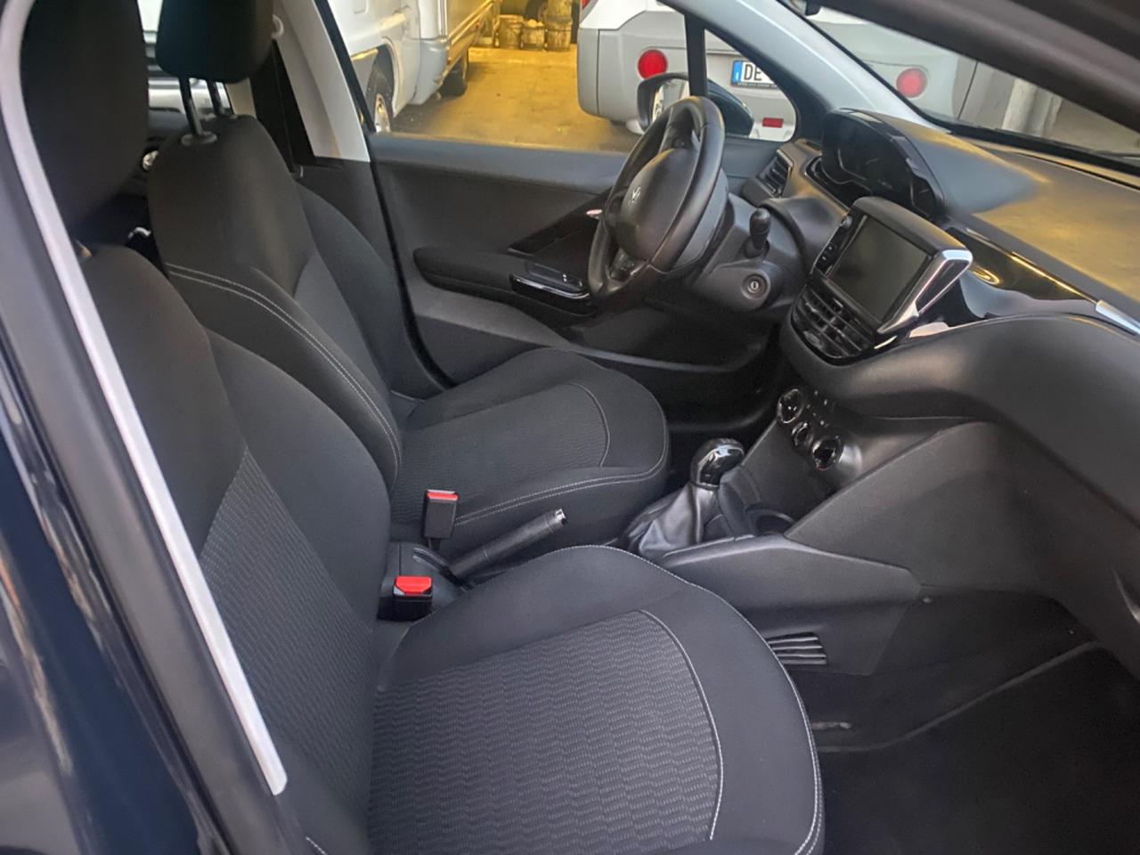 Peugeot 208 BlueHDi 120 S&S 5 porte Allure