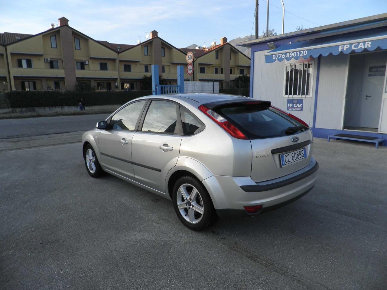 Ford Focus 5 Porte Focus 5p 1.6 tdci LE 90cv