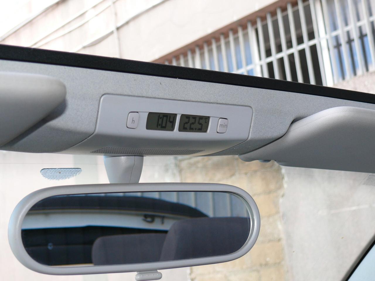 Volkswagen New Beetle 1.6 Cabrio (M1397)