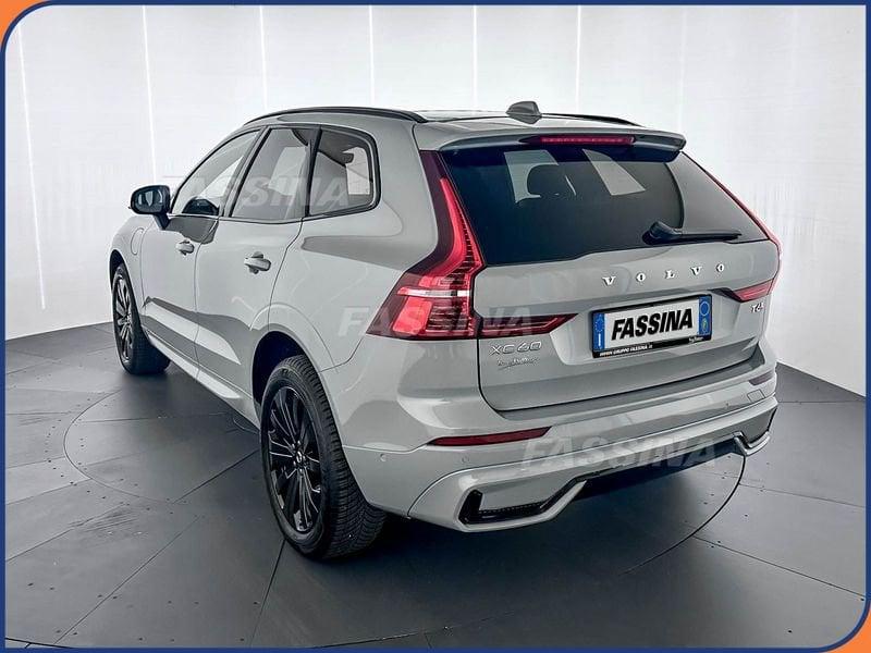 Volvo XC60 Recharge T6 Plug-in AWD autom. Plus Dark