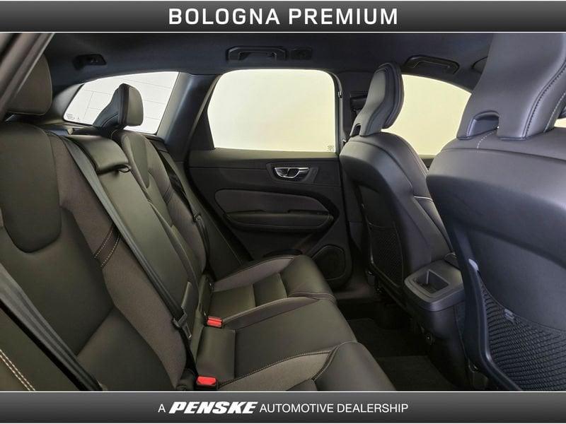 Volvo XC60 XC60 B4 (d) Geartronic R-design