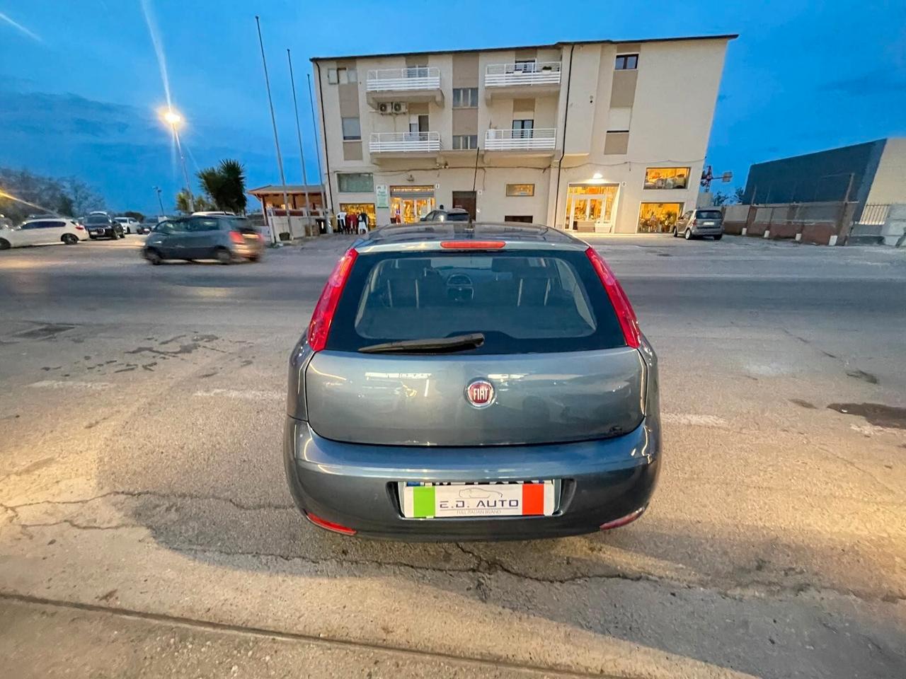 Fiat Punto 1.3 MJT II S&S 95 CV 5 porte Street