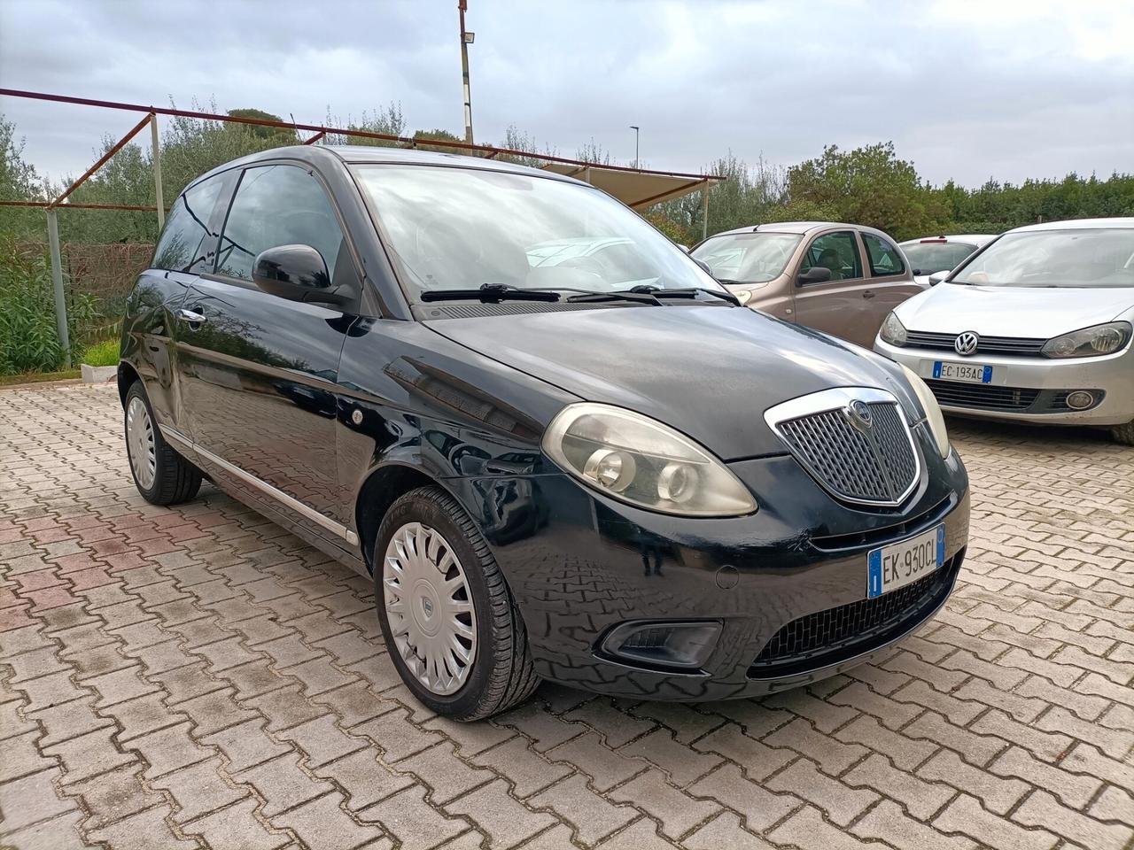 Lancia Ypsilon 1.2 69 CV Diva