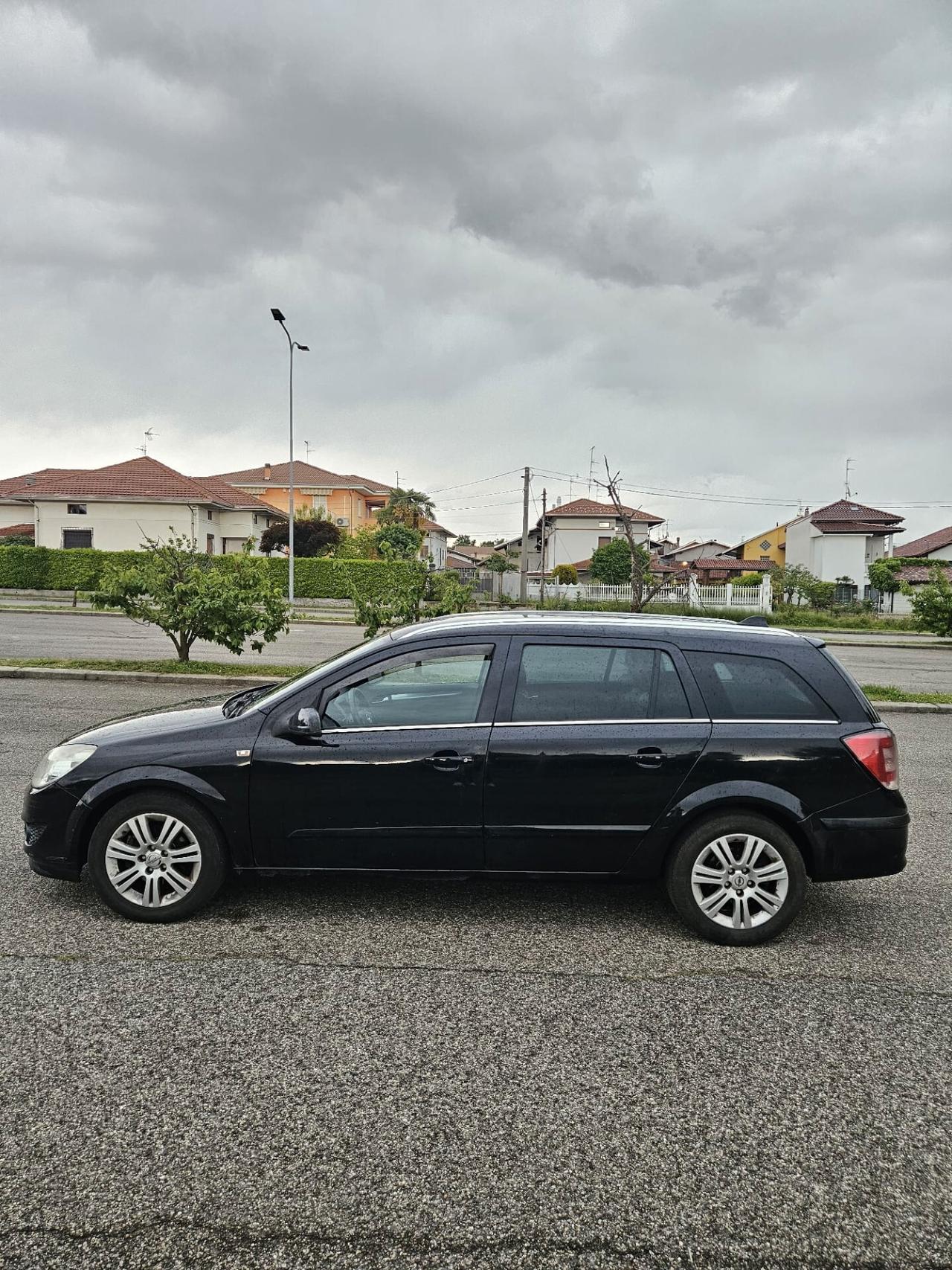 Opel Astra 1.7 CDTI 101CV 5 porte Cosmo