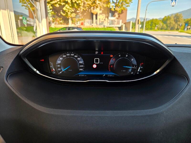 PEUGEOT 3008 2ª serie 3008 BlueHDi 130 S&S EAT...