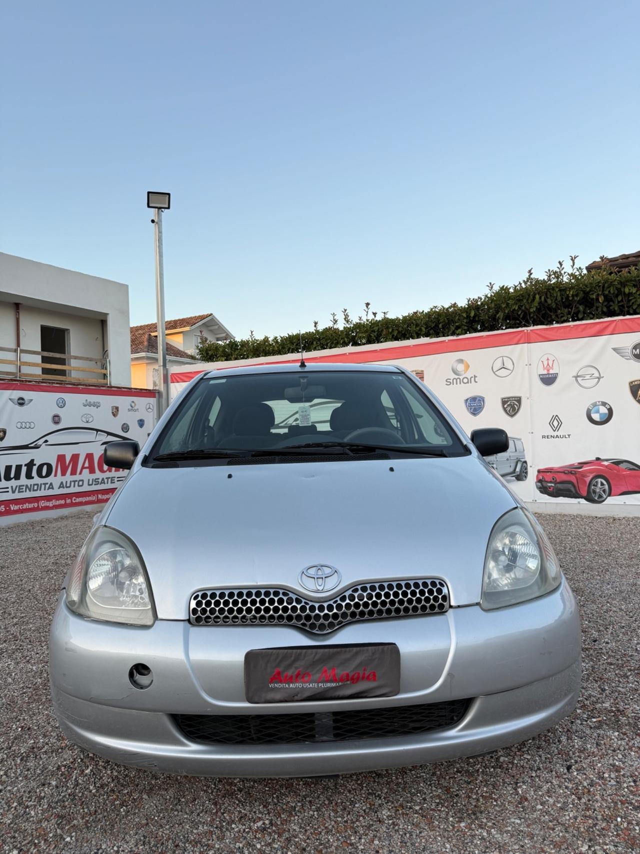 Toyota Yaris 1.0i 16V cat 3 porte Sol '03