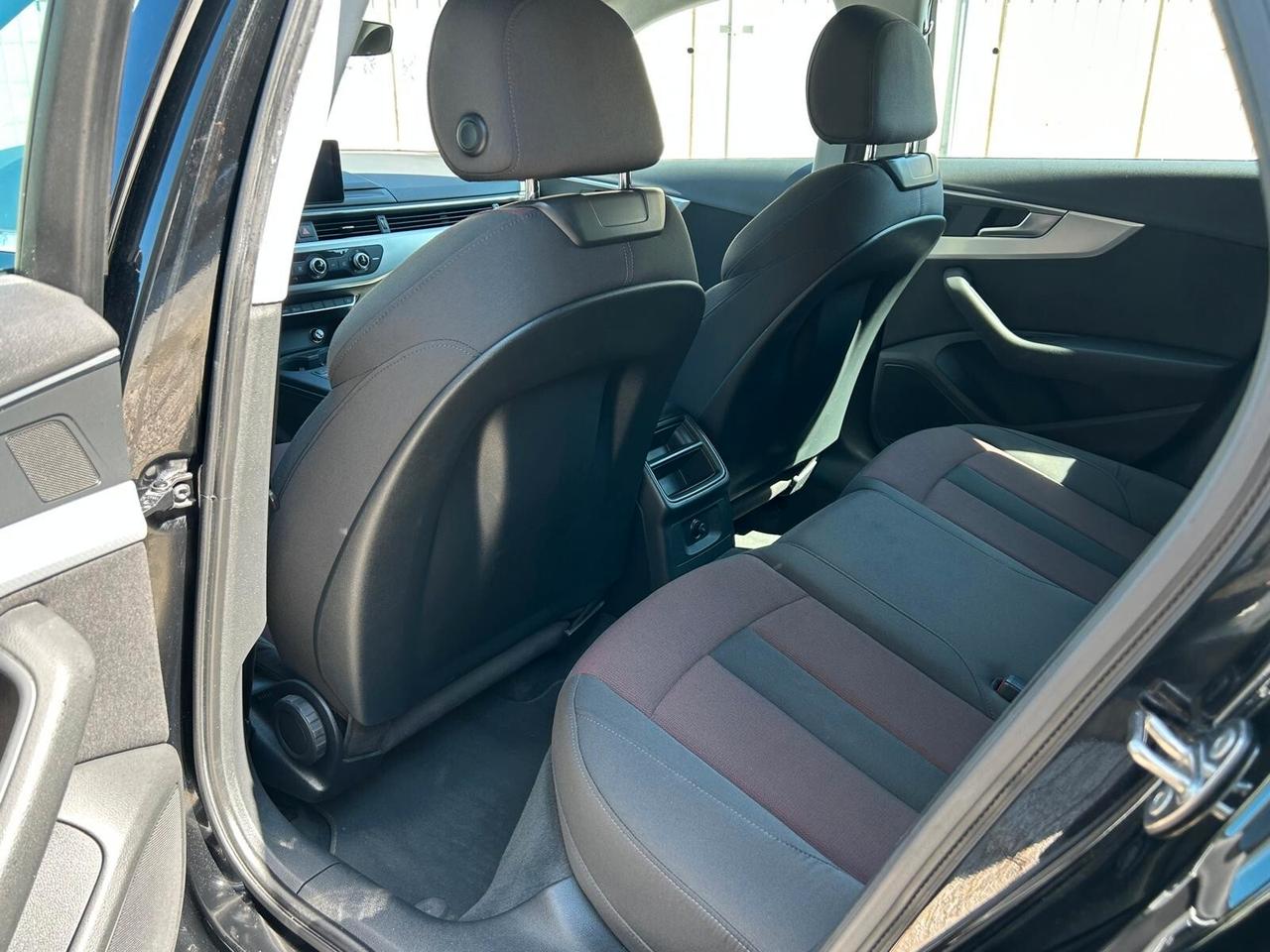 Audi A4 Avant 2.0 TDI 150 CV ultra Business Sport