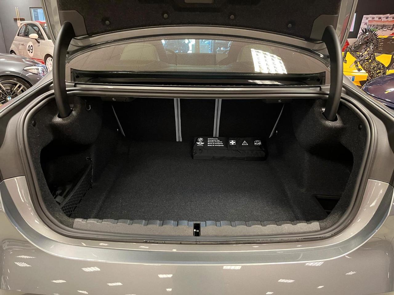 Bmw M4 Competition X-drive