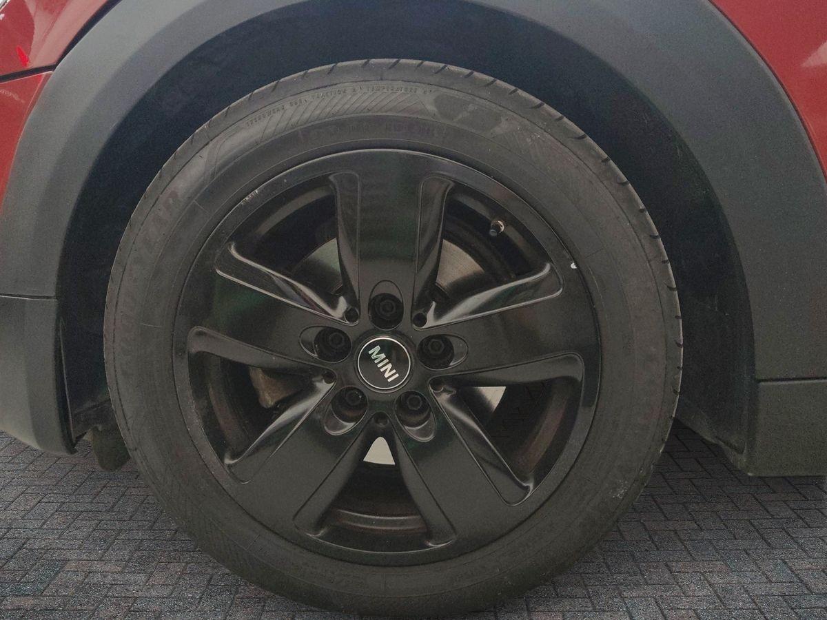 MINI Mini IV F55-F56 2014 - Mini 1.2 One 75cv 3p