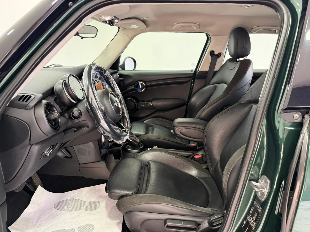 Mini 1.5 Cooper 5 porte-AUTOMATICA-LED-GARANTITA-2015